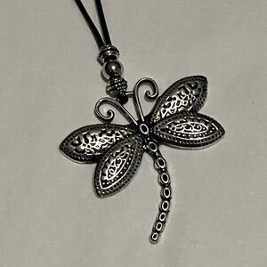 DRAGONFLY NECKLACE